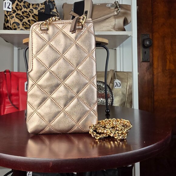 Tory Burch Rose Gold Quilted Savannah Phone Crossbody - Picture 4 of 5